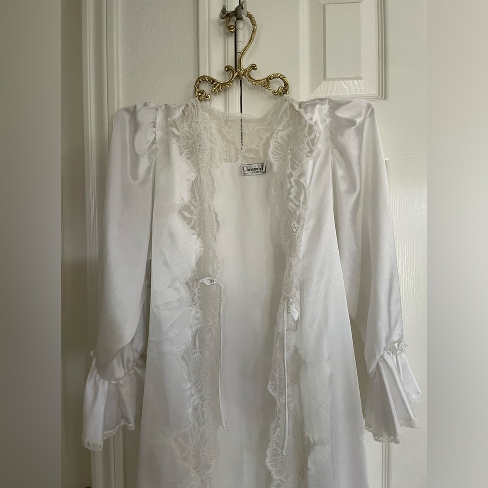 Vintage Christian Dior robe. Perfect choice for getting ready bridal robe